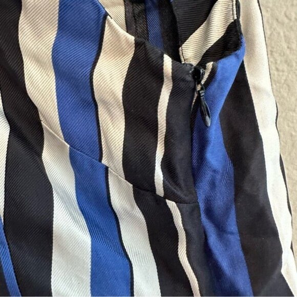 Ann Taylor Silk Black and White Graphic Boxy Tank Top Size 8 - Picture 6 of 8